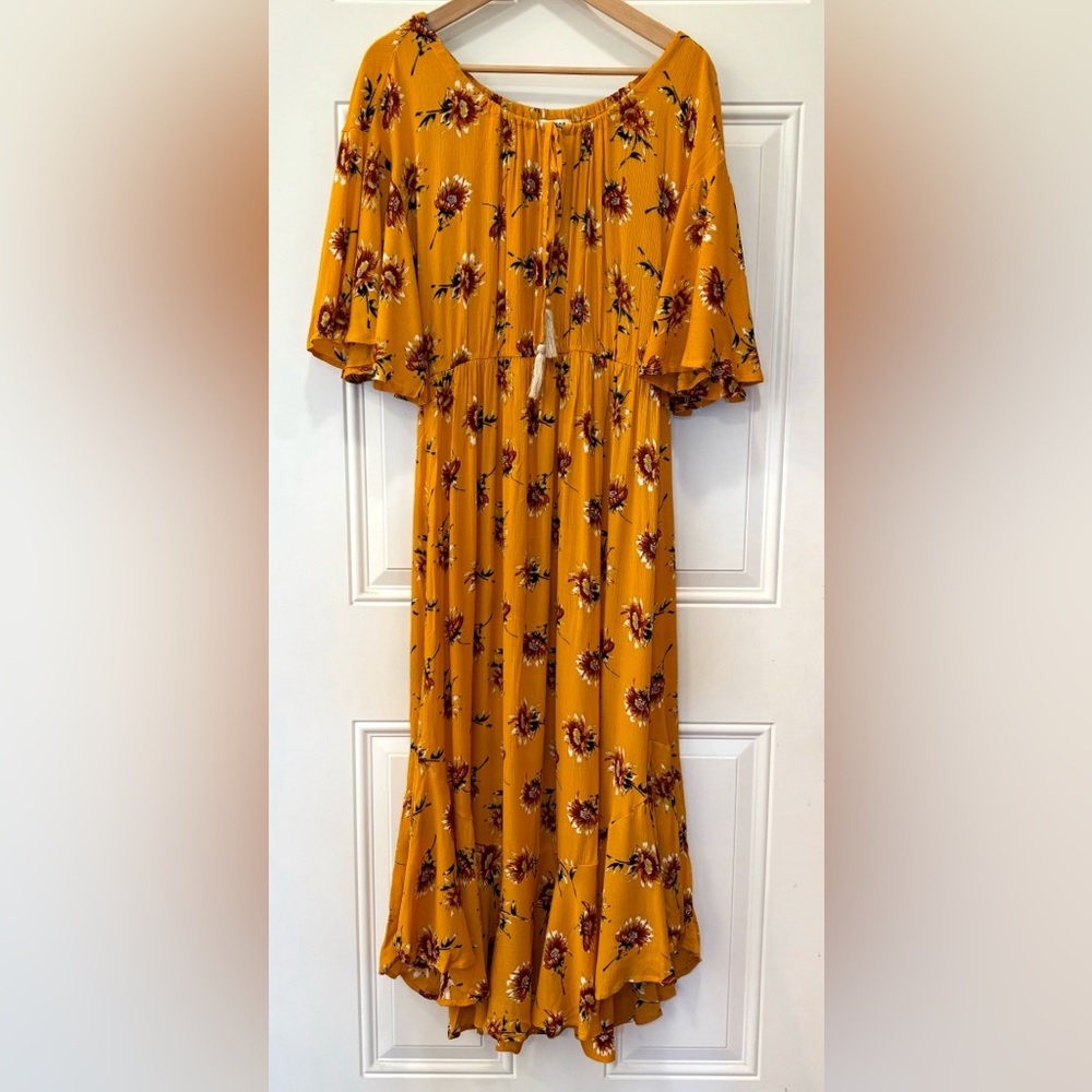 Umgee Floral Mustard Yellow Bell Sleeve Drawstring Neckline Tassle Tie Size M